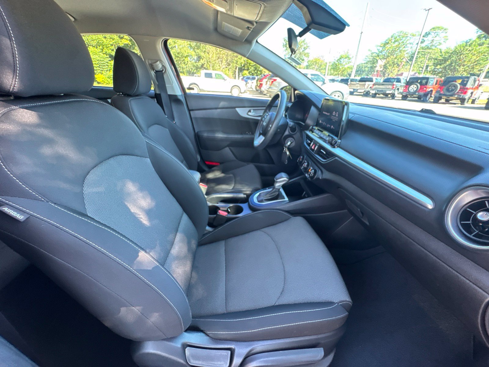 Used 2023 Kia Forte LXS FWD image 15