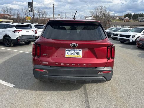 Used 2021 Kia Sorento LX image 5