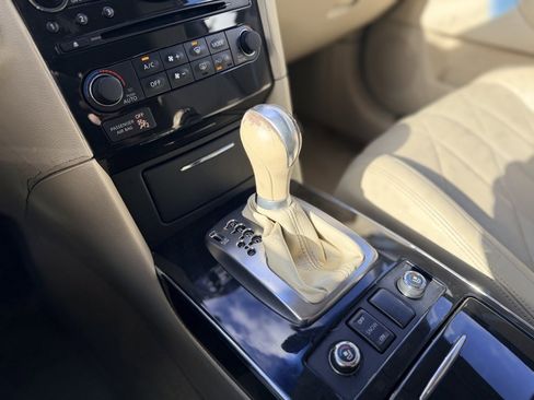 Used 2011 INFINITI FX35 2WD w/ Premium Pkg image 34