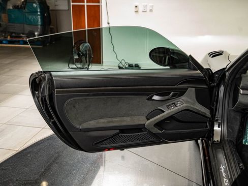 Certified 2025 Porsche 718 Boxster Spyder RS image 44