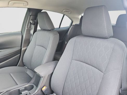 Used 2025 Toyota Corolla LE w/ Convenience Package FWD image 23