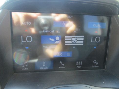 Used 2016 Ford Escape SE w/ Equipment Group 201A FWD image 14