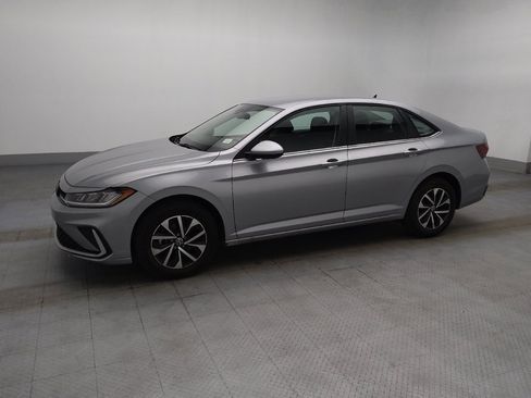 Used 2025 Volkswagen Jetta S FWD image 2