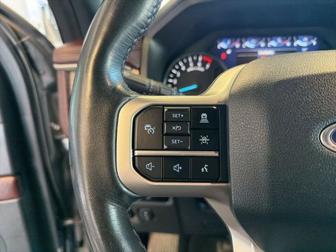 Used 2024 Ford Expedition Limited AWD/4WD image 24