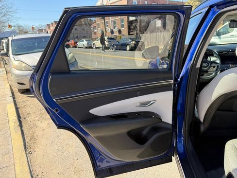 Used 2023 Hyundai Tucson Limited w/ Cargo Package image 23