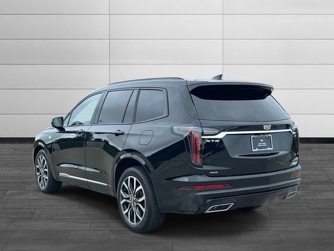Certified 2025 Cadillac XT6 Sport w/ LPO, Floor Liner Package AWD/4WD image 3