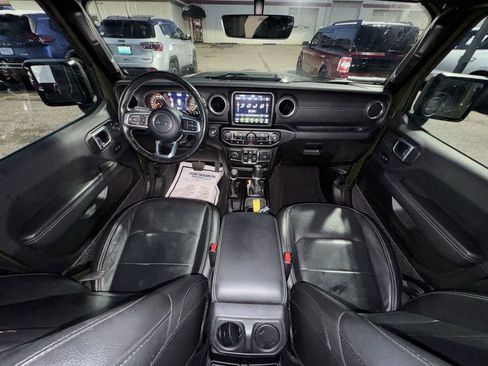 Used 2021 Jeep Wrangler Unlimited Sahara image 21