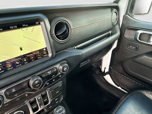 Used 2023 Jeep Wrangler Unlimited Sahara AWD/4WD image 24