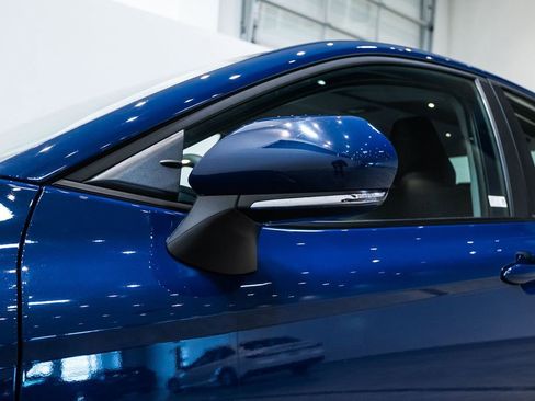 Used 2025 Toyota Camry LE image 9