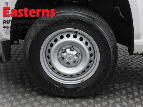 Used 2024 Toyota Tacoma SR image 28