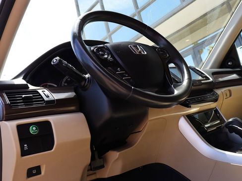 Used 2017 Honda Accord EX-L image 40