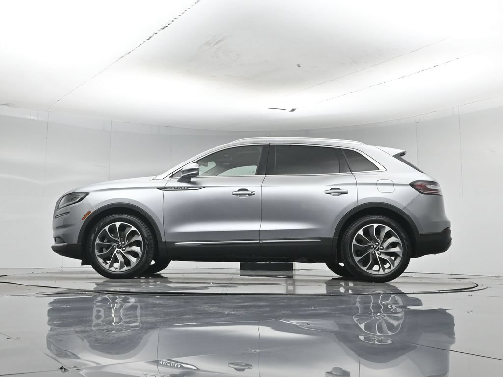 Used 2023 Lincoln Nautilus Reserve FWD image 54