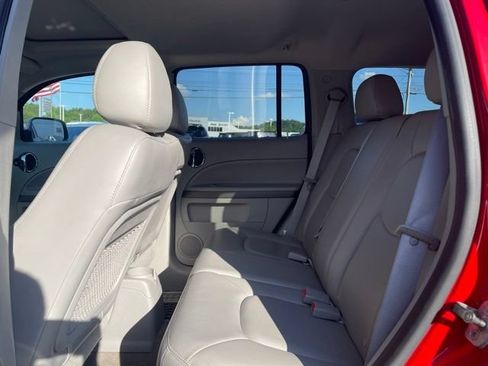 Used 2009 Chevrolet HHR LT FWD image 10