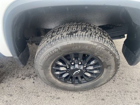 Used 2024 Chevrolet Silverado 2500 LT w/ Z71 Sport Edition image 28