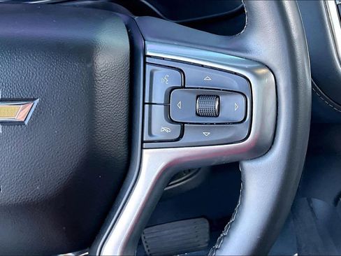 Used 2023 Chevrolet Suburban LT image 18