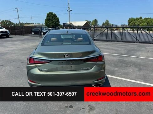 Used 2019 Lexus ES 350 w/ Accessory Package 2 FWD image 16