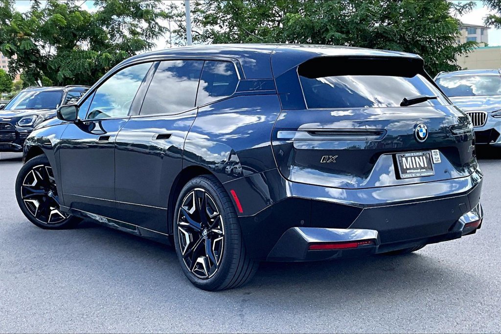 Used 2024 BMW iX M60 AWD/4WD image 11