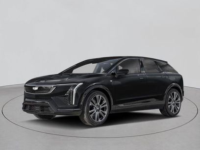 New 2025 Cadillac Optiq Luxury 2