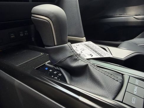 New 2026 Toyota Camry SE FWD image 18