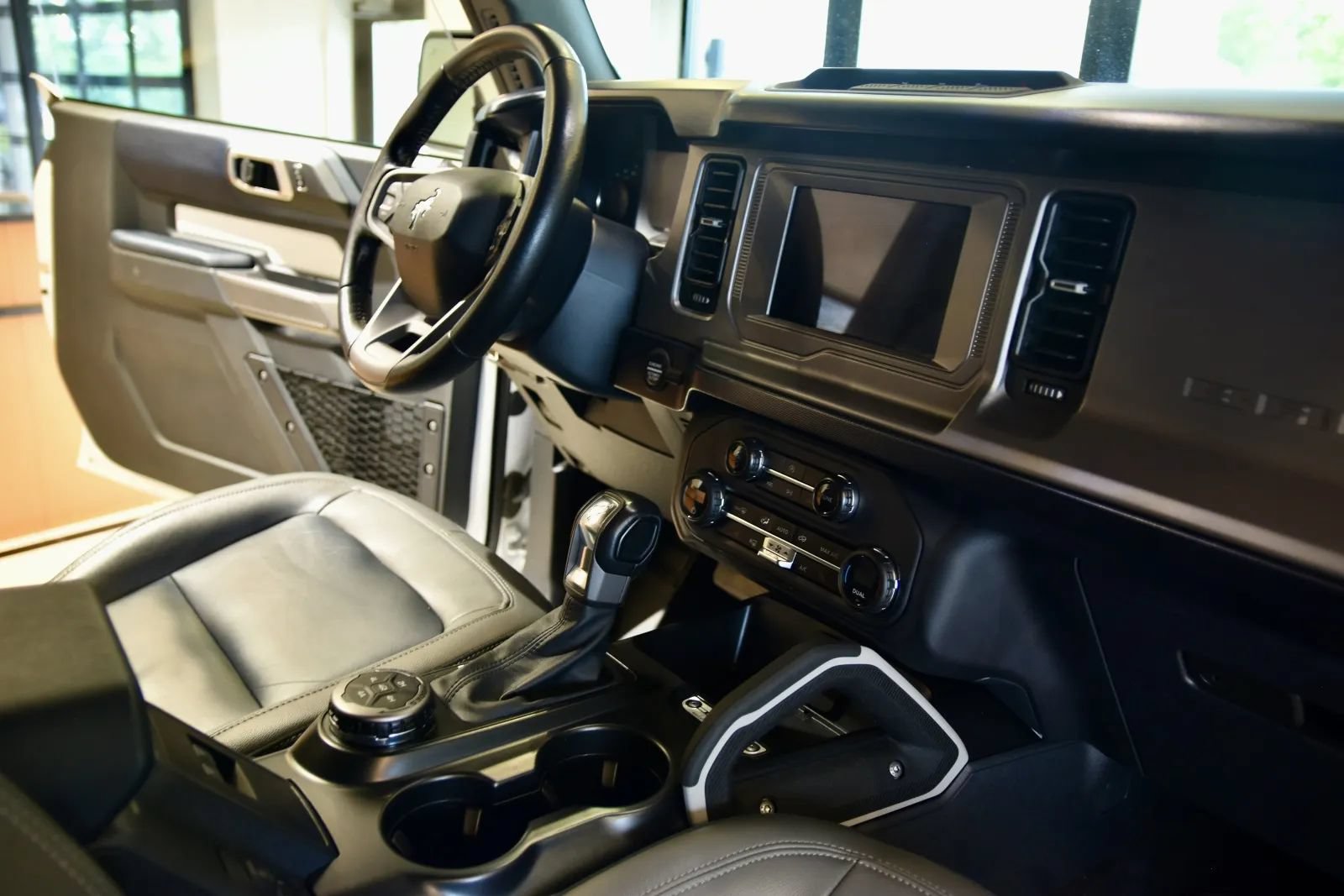 Used 2023 Ford Bronco Outer Banks AWD/4WD image 26