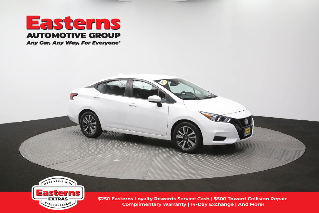 Used 2022 Nissan Versa SV FWD image 50