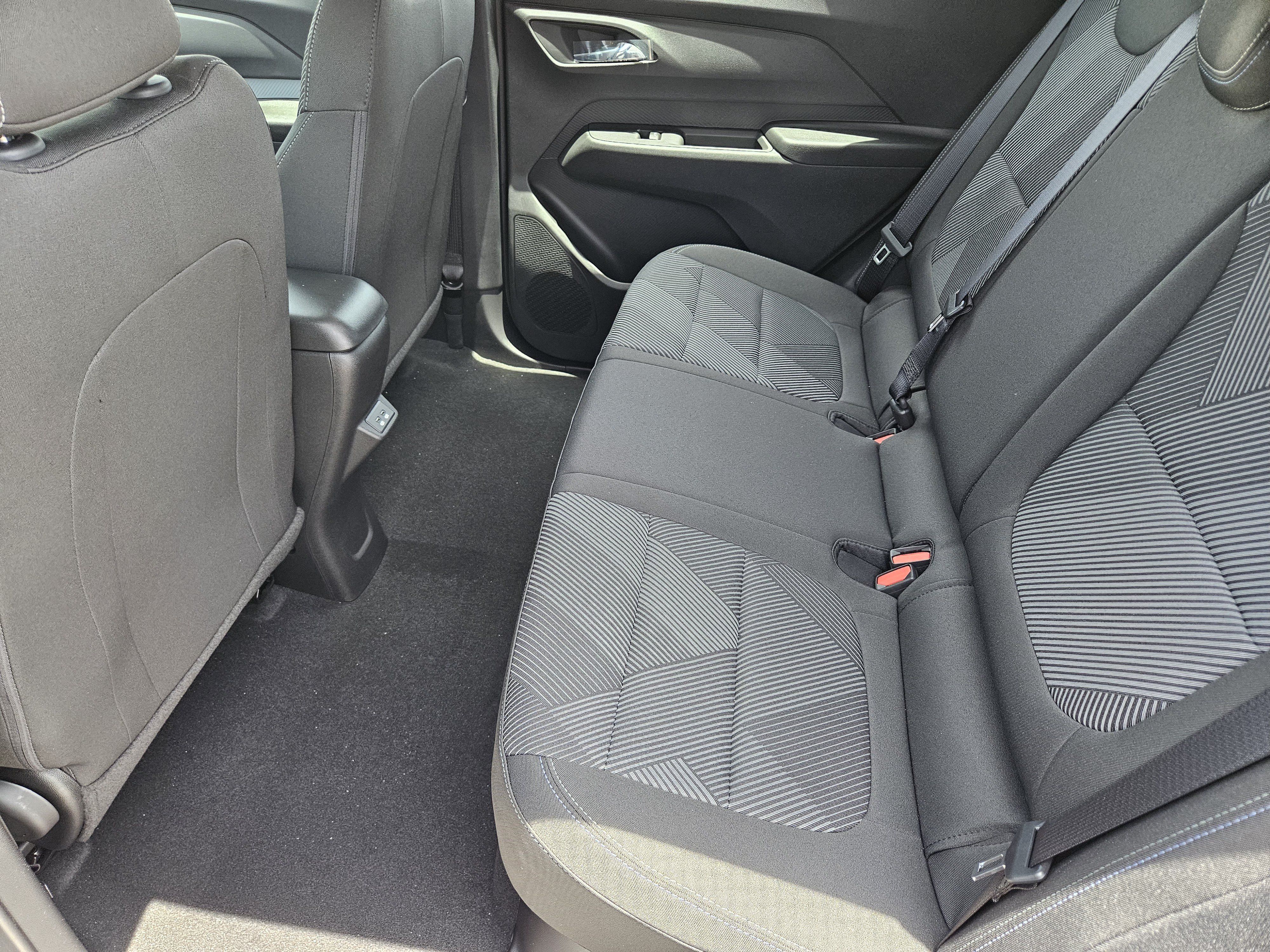 New 2027 Chevrolet Bolt LT FWD image 19