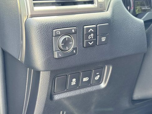 Used 2023 Lexus GX 460 Premium w/ Premium Package AWD/4WD image 36