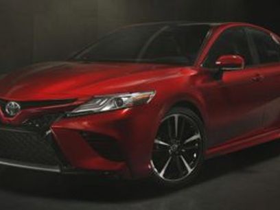 Used 2019 Toyota Camry XSE