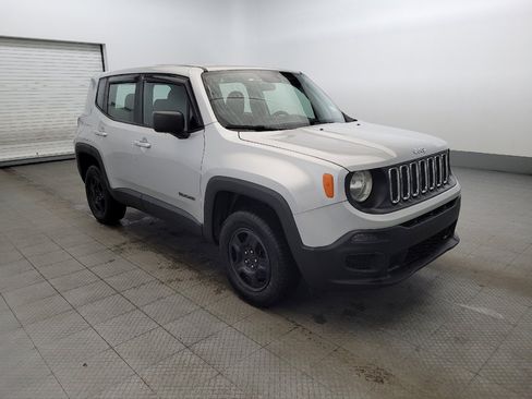 Used 2018 Jeep Renegade Sport w/ Power & Air Group image 13