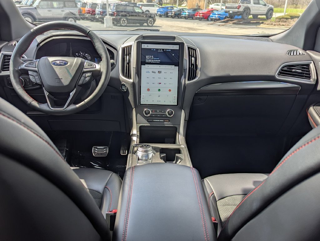 Used 2024 Ford Edge ST-Line AWD/4WD image 23