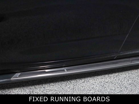 Used 2024 Toyota Highlander XLE image 12