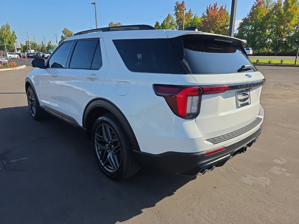 Used 2025 Ford Explorer ST w/ Sun And Sound Package AWD/4WD image 3