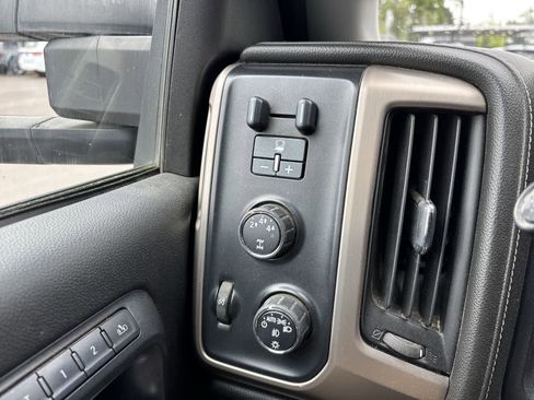 Used 2015 GMC Sierra 2500 Denali AWD/4WD image 6