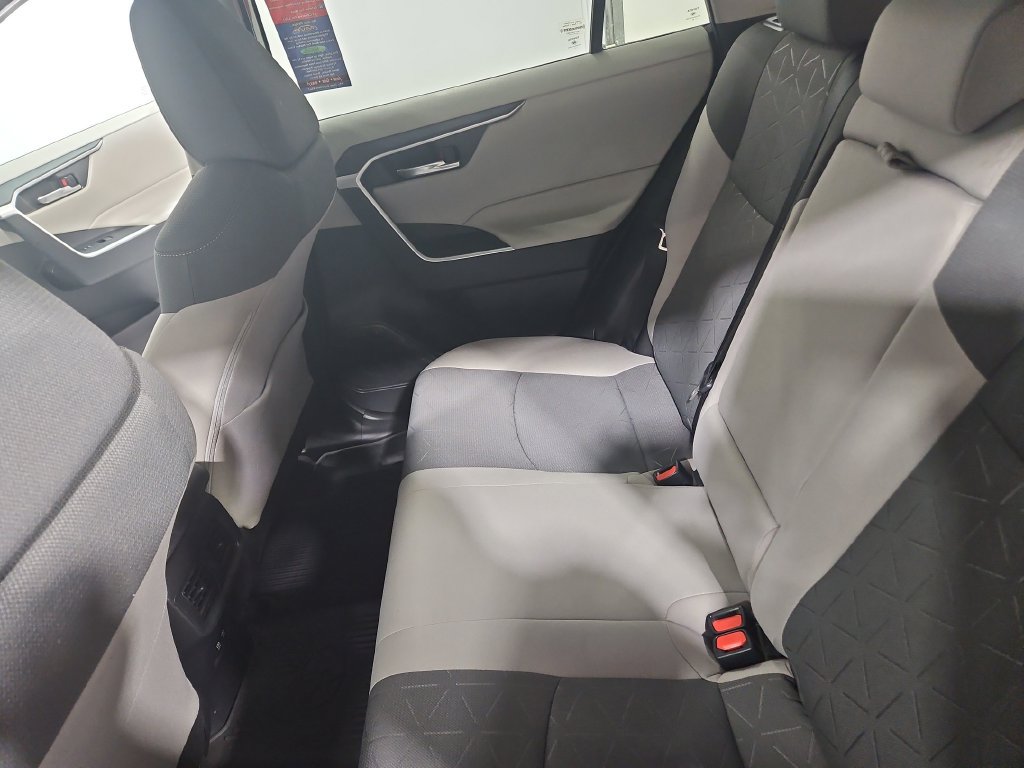 Used 2020 Toyota RAV4 XLE w/ Convenience Package AWD/4WD image 25