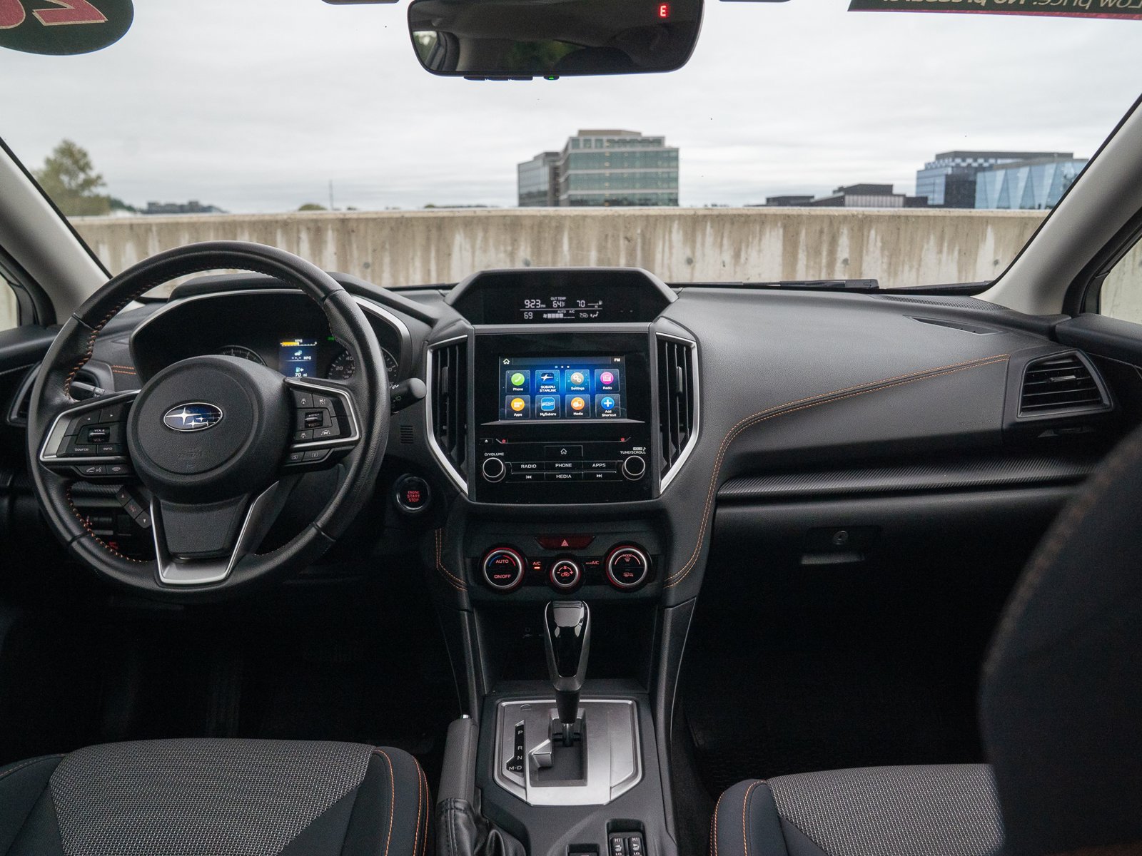 Used 2020 Subaru Crosstrek 2.0i Premium w/ Moonroof Package 2 AWD/4WD image 18