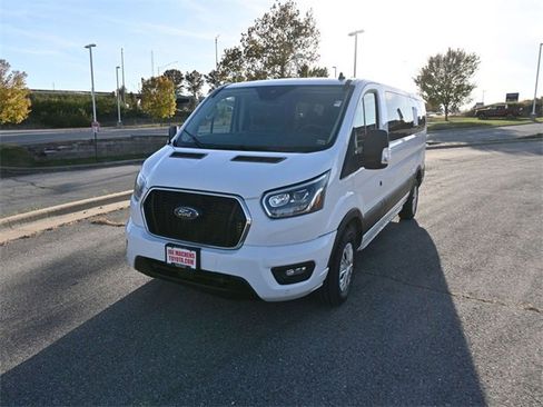 Used 2023 Ford Transit 350 XLT image 2