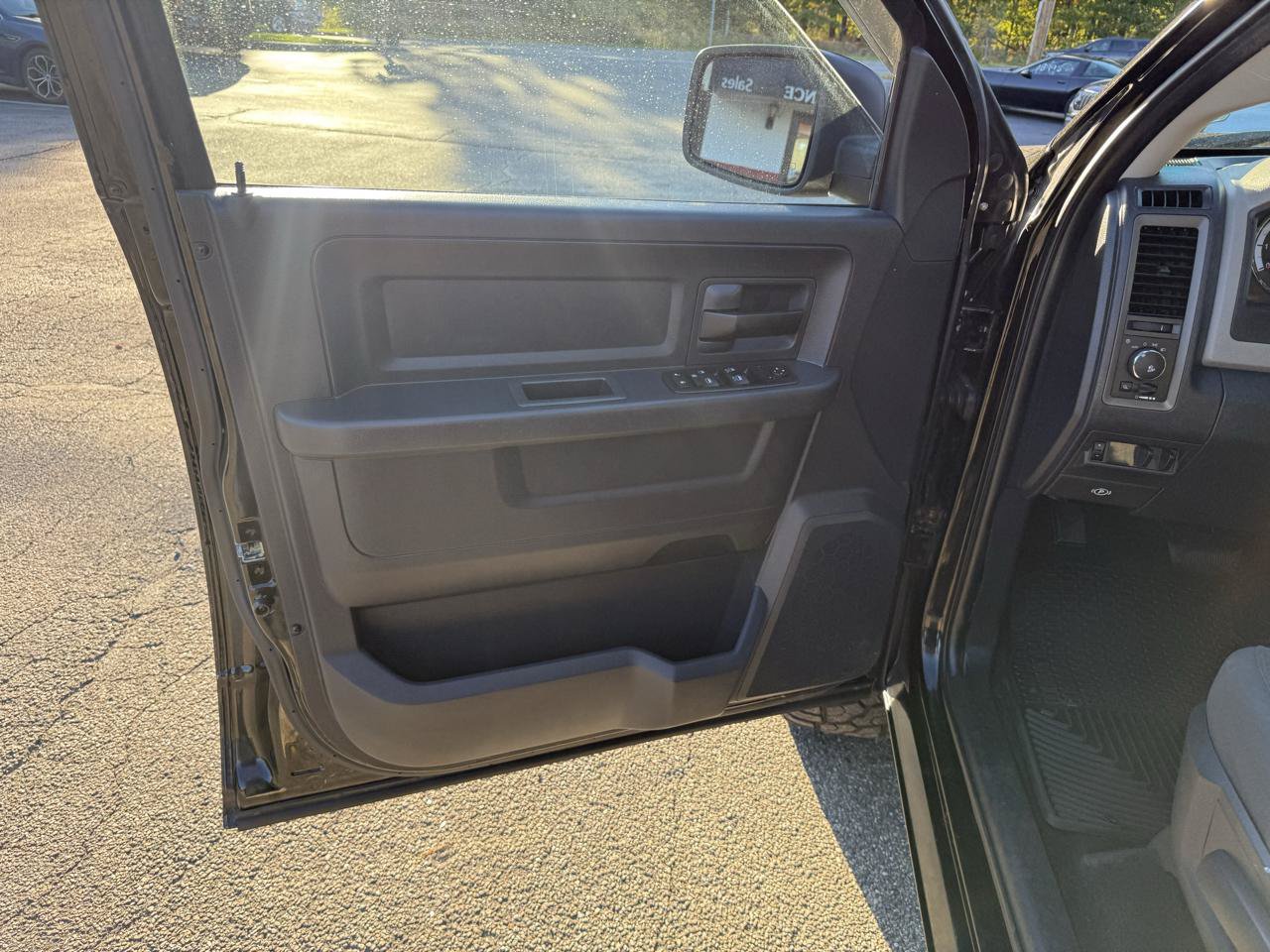Used 2012 RAM 1500 Express w/ ST Popular Equipment Group AWD/4WD image 29