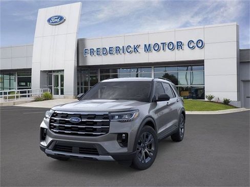New 2026 Ford Explorer Active image 2