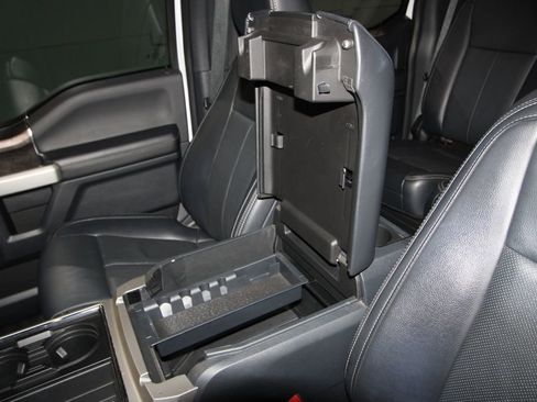 Used 2022 Ford F250 Lariat w/ Lariat Ultimate Package image 26