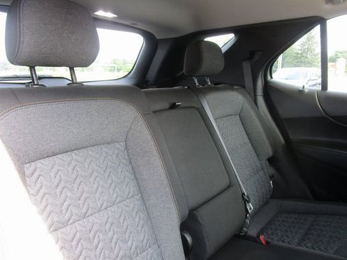 Used 2022 Chevrolet Equinox LT image 10
