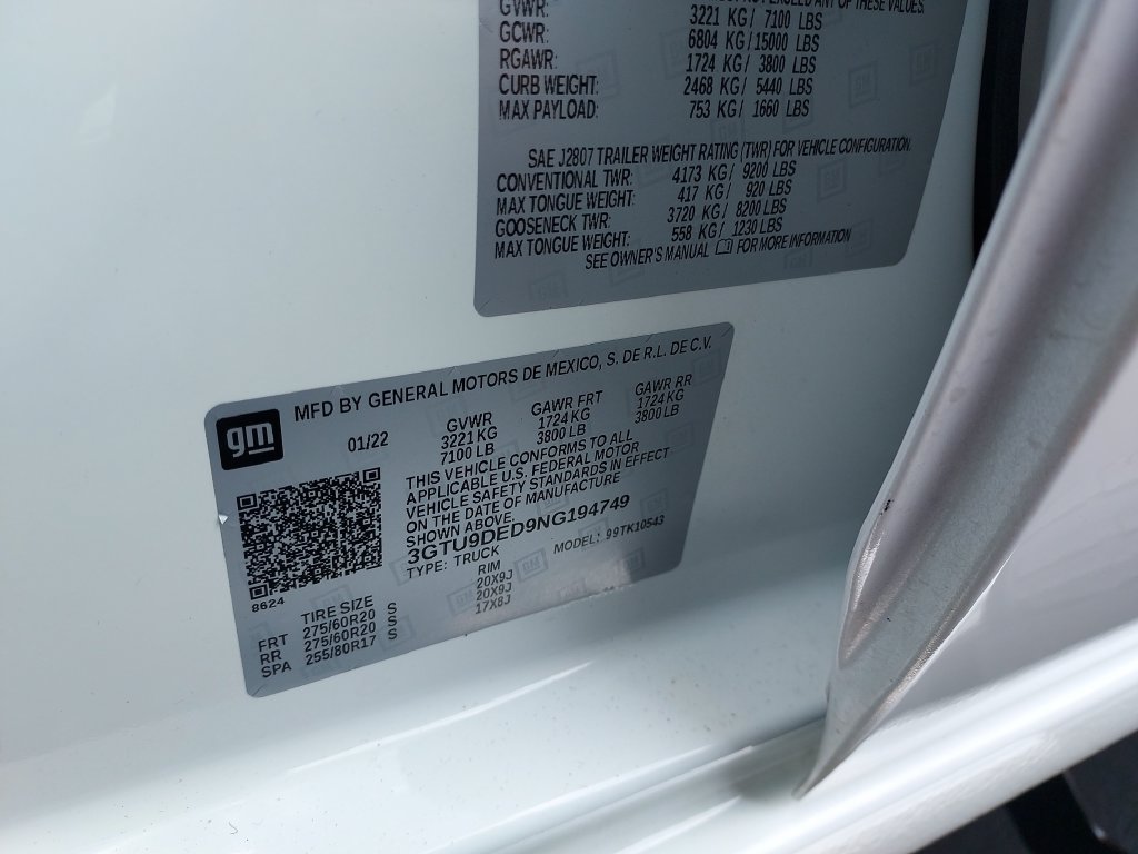 Used 2022 GMC Sierra 1500 SLT AWD/4WD image 24