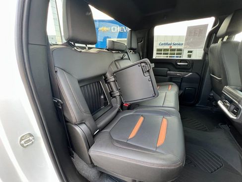 Certified 2022 GMC Sierra 2500 AT4 w/ Snow Plow Prep/Camper Package AWD/4WD image 37