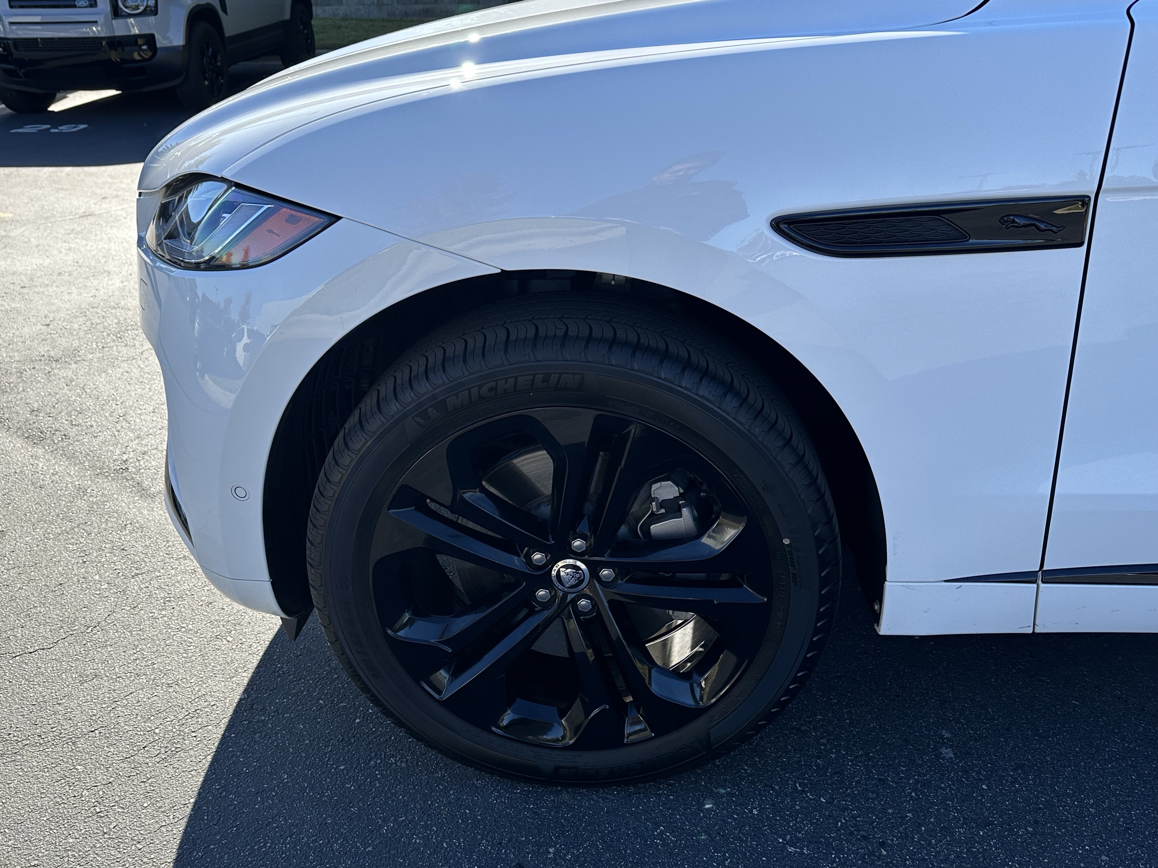 Certified 2026 Jaguar F-PACE R-Dynamic S AWD/4WD image 12