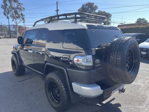 Used 2008 Toyota FJ Cruiser 4WD image 7