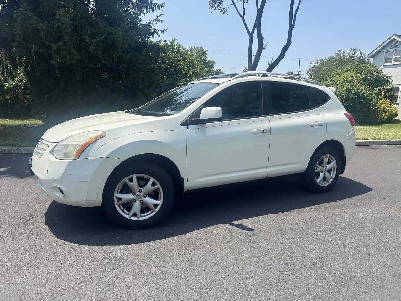 Used 2008 Nissan Rogue SL w/ Premium Pkg AWD/4WD image 4