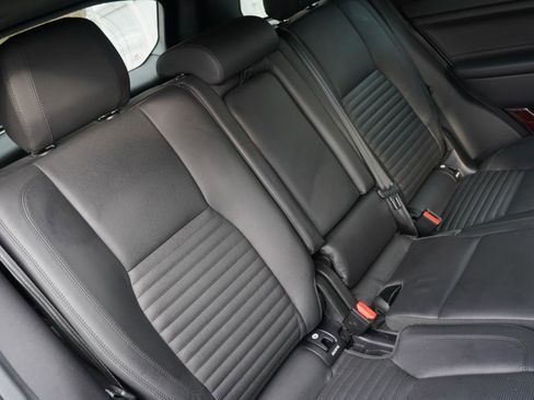 Used 2017 Land Rover Discovery Sport HSE Luxury image 62