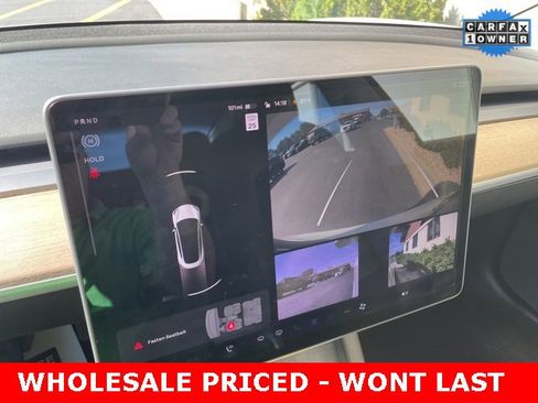 Used 2021 Tesla Model 3 Standard Range Plus image 17