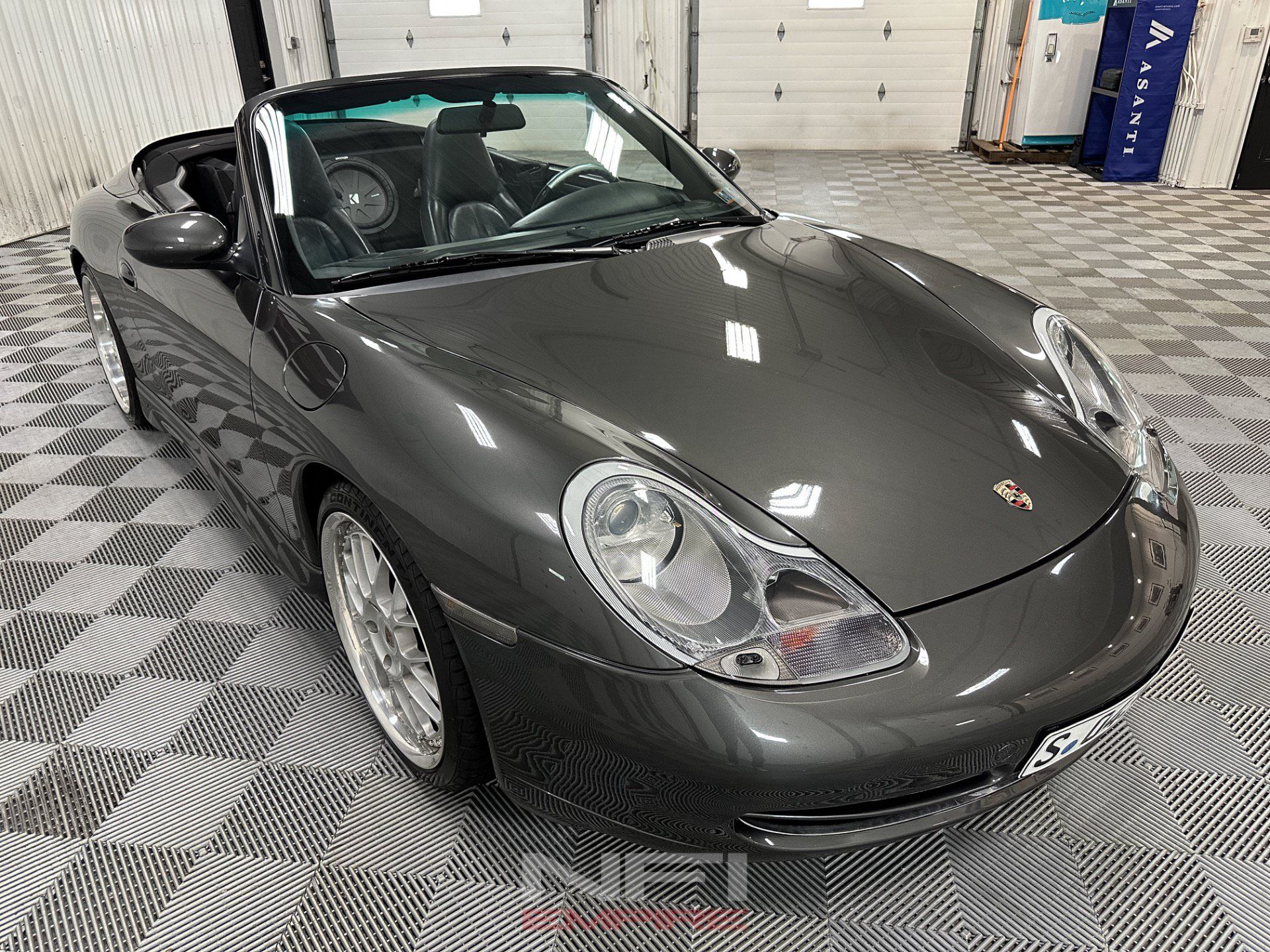 Used 2000 Porsche 911 Cabriolet image 9