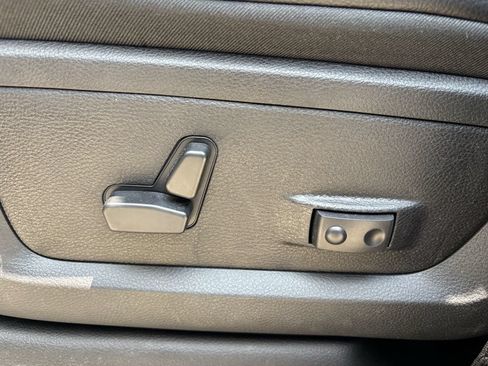New 2026 RAM 3500 Laramie AWD/4WD image 29