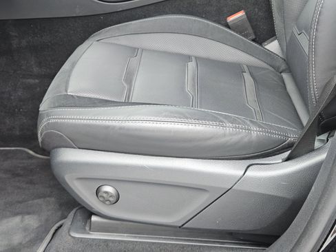 Certified 2025 Mercedes-Benz GLE 53 AMG 4MATIC image 25